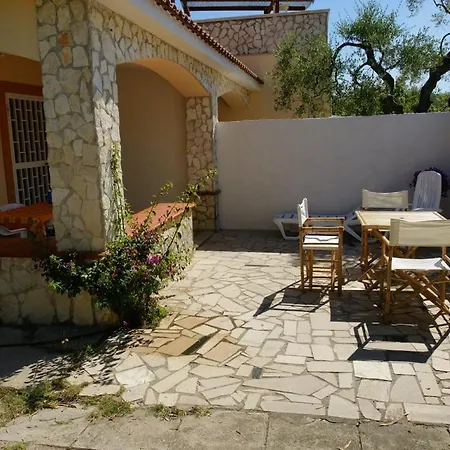 Holiday home Oleandro Ciccino